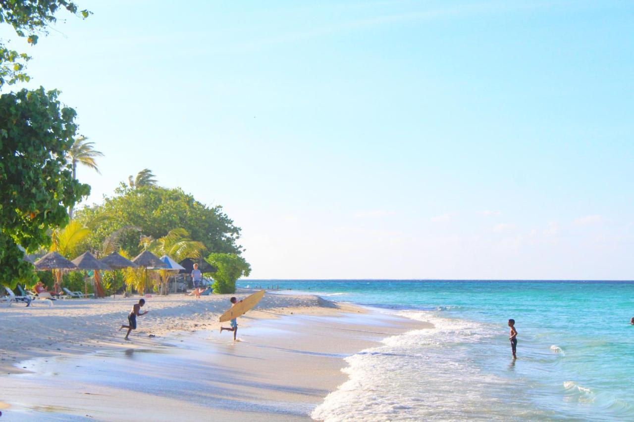Gurus Maldives At Gulhi Island Otel Dış mekan fotoğraf