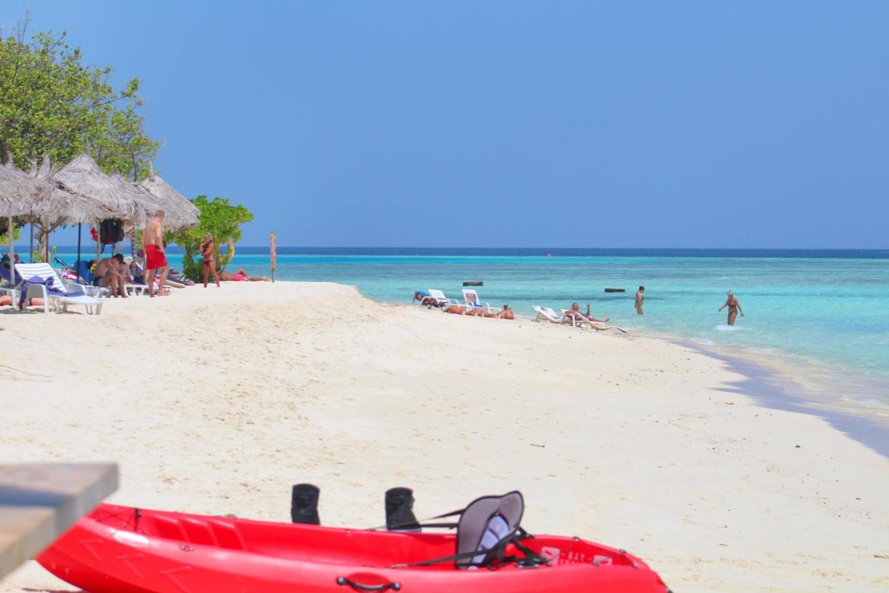 Gurus Maldives At Gulhi Island Otel Dış mekan fotoğraf