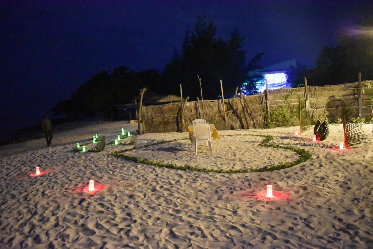 Gurus Maldives At Gulhi Island Otel Dış mekan fotoğraf